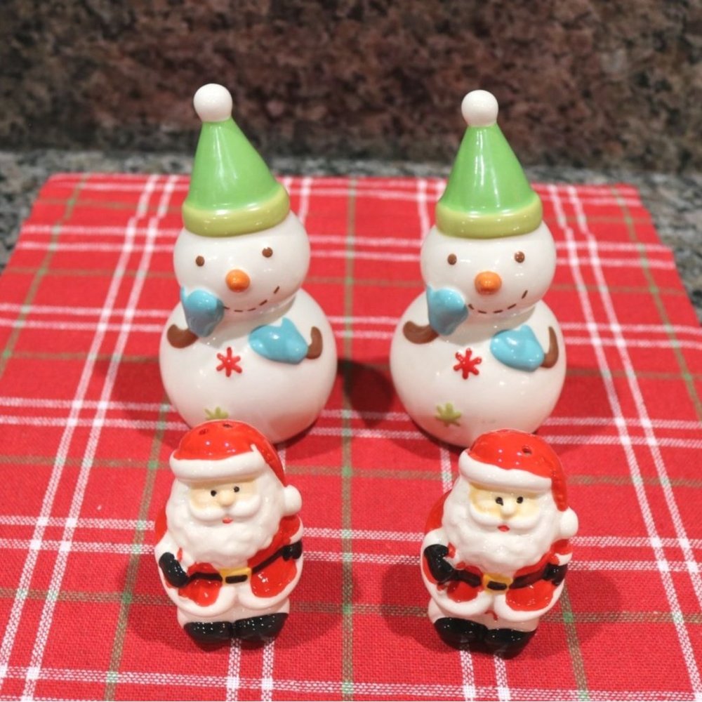Christmas Salt & Pepper Shakers. Two Sets of Snowmen and Santa's. Nice Addition
